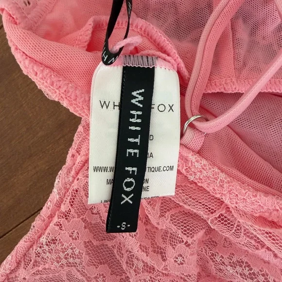 Brand new with tags WHITE FOX mini pink lace dress - Picture 6 of 9